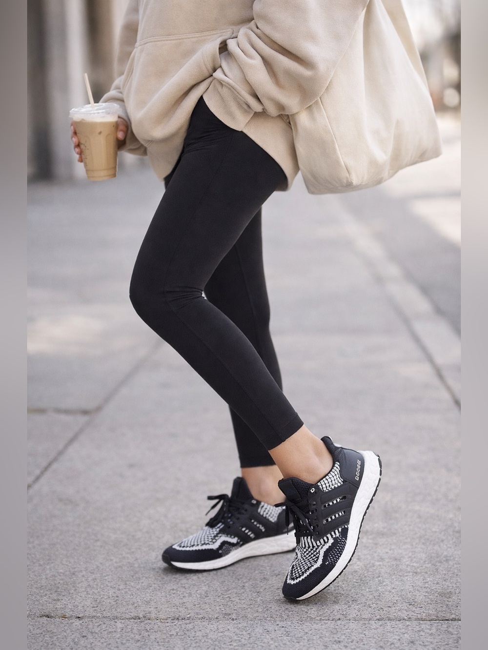 Adidas Ultraboost DNA Primeknit Running Shoes Black & White | Women’s Size 10